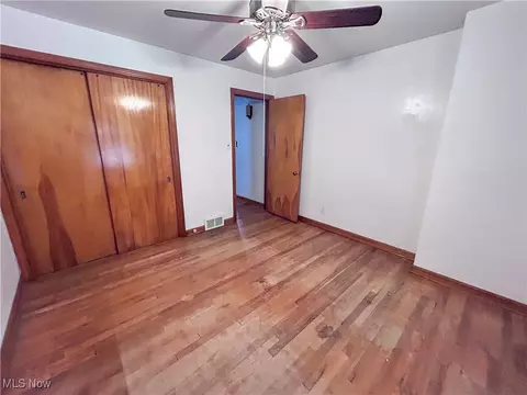 Bedroom - 147 Brookfield Ave, Boardman, OH 44512 photo 4 of 4
