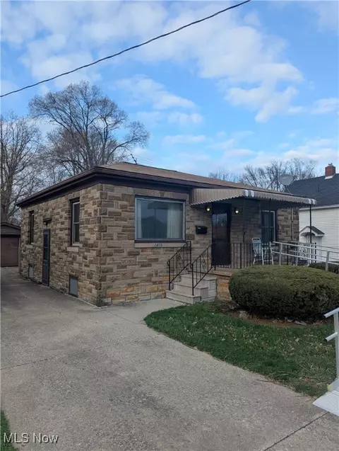 1410 W 21st St, Lorain, OH 44052