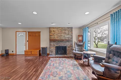 3943 Devon Dr SE, Warren, OH 44484 photo 8
