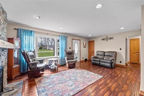 3943 Devon Dr SE, Warren, OH 44484 photo 11