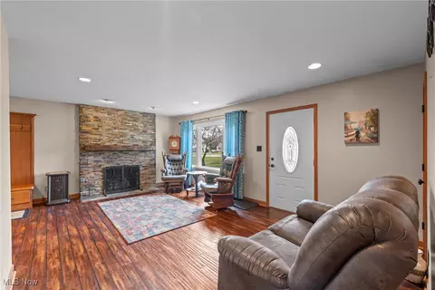 3943 Devon Dr SE, Warren, OH 44484 photo 7