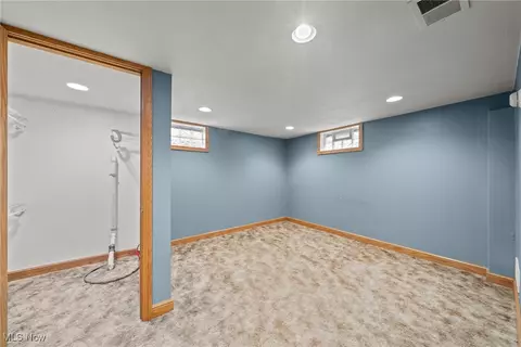 3943 Devon Dr SE, Warren, OH 44484 photo 34