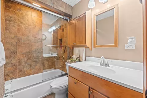 3943 Devon Dr SE, Warren, OH 44484 photo 29