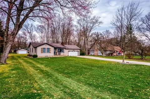 3943 Devon Dr SE, Warren, OH 44484 photo 4