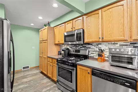 3943 Devon Dr SE, Warren, OH 44484 photo 18