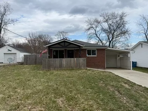 431 Lessig Ave, Akron, OH 44312