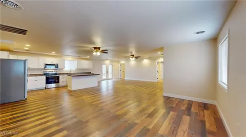 Living - 40 Main St, Vincent, OH 45784 photo 1 of 4