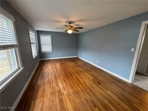 Living - 95 E 211th St, Euclid, OH 44123 photo 8 of 9