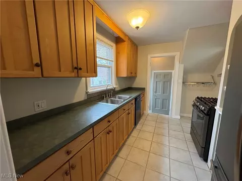 Kitchen - 95 E 211th St, Euclid, OH 44123 photo 2 of 5