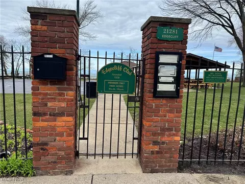 View/Area - 95 E 211th St, Euclid, OH 44123 photo 1 of 1