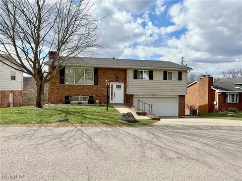 3703 River Rd, Vienna, WV 26105