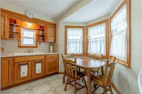Kitchen - 322 32nd St NW, Canton, OH 44709 photo 2 of 4