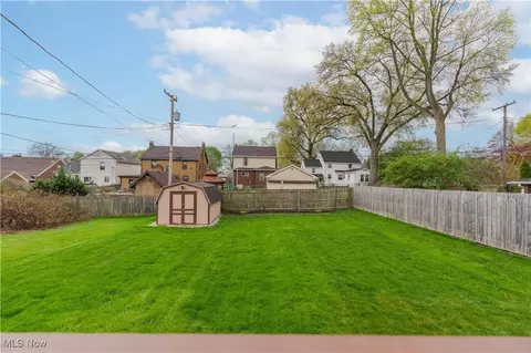 Exterior - 322 32nd St NW, Canton, OH 44709 photo 3 of 7