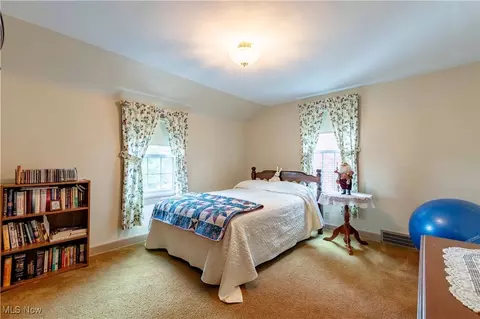 Bedroom - 322 32nd St NW, Canton, OH 44709 photo 1 of 6