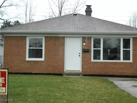 4888 Forest Rd, Mentor, OH 44060
