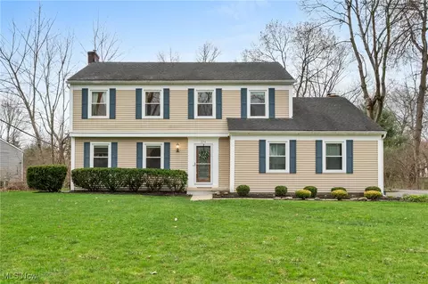 276 Atterbury Blvd, Hudson, OH 44236