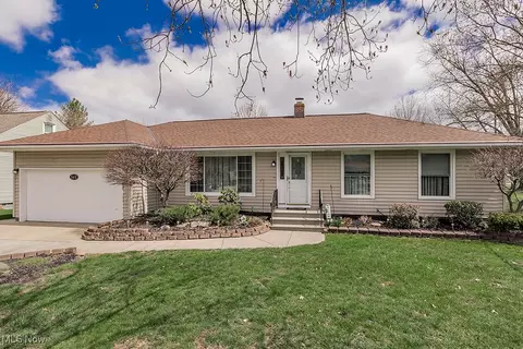 545 Miner Rd, Highland Heights, OH 44143