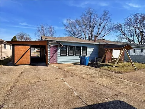 Exterior - 1941 Mark Dr, Lorain, OH 44052 photo 6 of 6