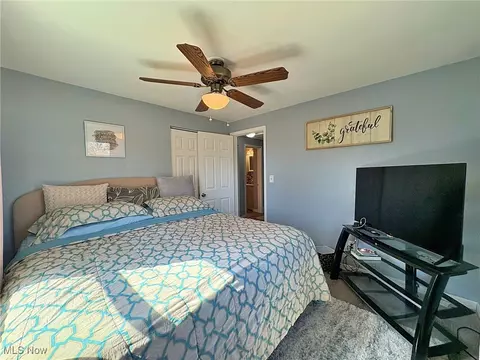 Bedroom - 1941 Mark Dr, Lorain, OH 44052 photo 3 of 6