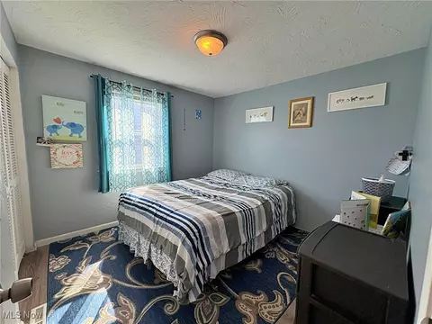 Bedroom - 1941 Mark Dr, Lorain, OH 44052 photo 4 of 6