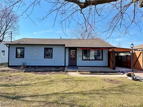 Exterior - 1941 Mark Dr, Lorain, OH 44052 photo 2 of 6