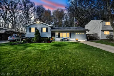 23904 Amesbury Dr, North Olmsted, OH 44070
