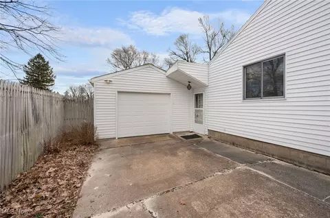 1422 Myrtle Ave, Ashtabula, OH 44004 photo 26