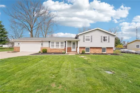 15415 Mason Rd, Vermilion, OH 44089