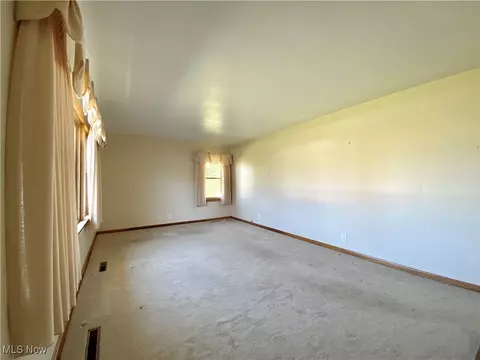 2916 Fairview Dr, Ashtabula, OH 44004 photo 33