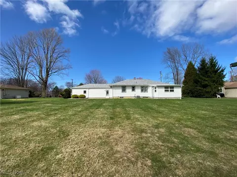 2916 Fairview Dr, Ashtabula, OH 44004 photo 6