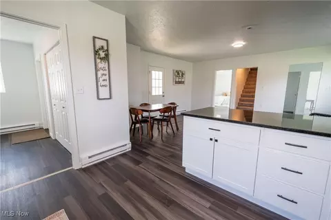 Entry Way - 5194 State Route 322, Windsor, OH 44099 photo 1 of 2