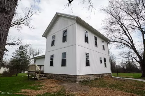 Exterior - 5194 State Route 322, Windsor, OH 44099 photo 5 of 10
