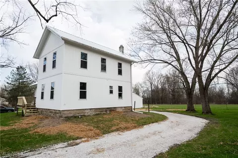 Exterior - 5194 State Route 322, Windsor, OH 44099 photo 6 of 10
