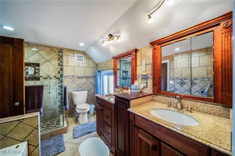 2509 Walnut Blvd, Ashtabula, OH 44004 photo 27
