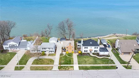 2509 Walnut Blvd, Ashtabula, OH 44004 photo 5