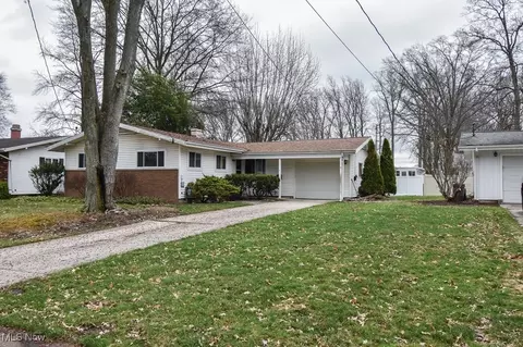 8 Indian Ter, Norwalk, OH 44857