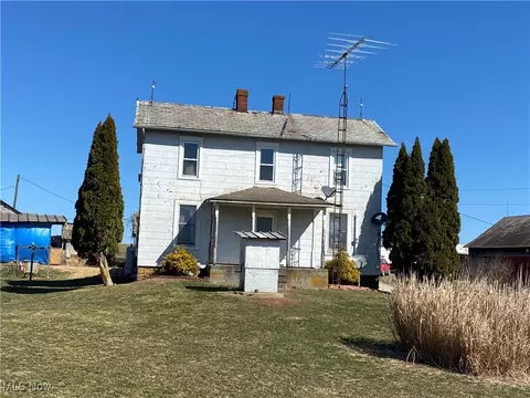 2229 Reeds Run Rd, Whipple, OH 45788