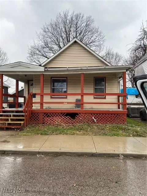 1928 W 75th St, Cleveland, OH 44102
