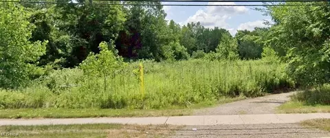 4401 Jaeger Rd, Lorain, OH 44053 photo 9