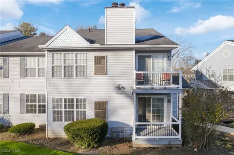 1306 Stoney Run Trl, Broadview Heights, OH 44147