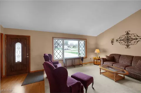 1700 S Circle View Dr, Seven Hills, OH 44131 photo 6