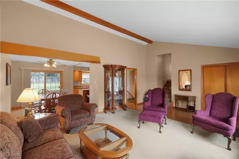 1700 S Circle View Dr, Seven Hills, OH 44131 photo 4