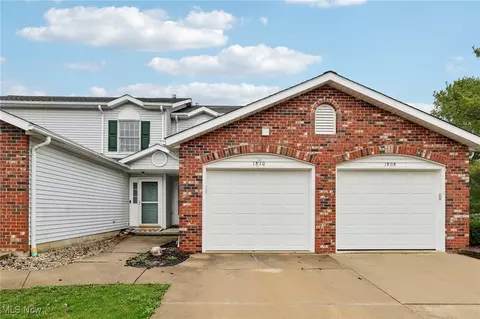 1810 Meadowland Dr, Brunswick, OH 44212