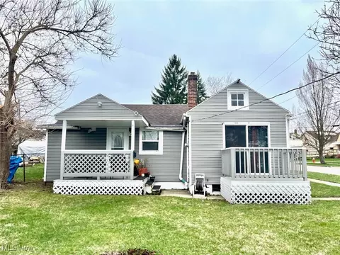 5717 Archmere Ave, Cleveland, OH 44144