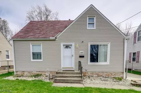 1647 Redwood Ave, Akron, OH 44301