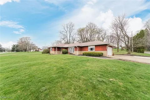 12261 Lincoln Way NW, Massillon, OH 44647