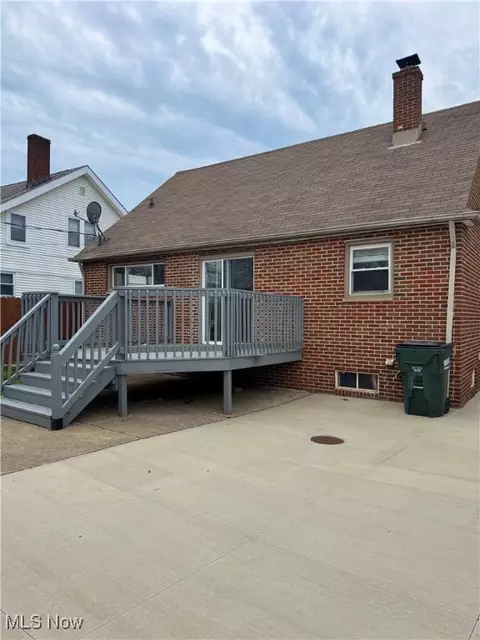 719 E 232nd St, Euclid, OH 44123 photo 5