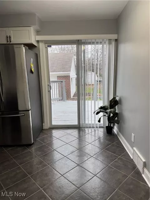 719 E 232nd St, Euclid, OH 44123 photo 40