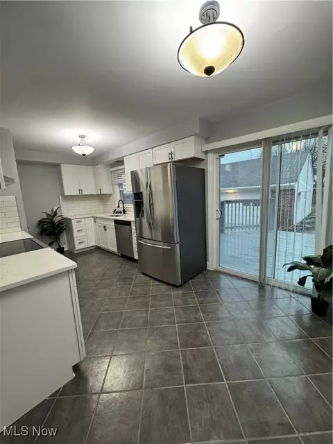 719 E 232nd St, Euclid, OH 44123 photo 19