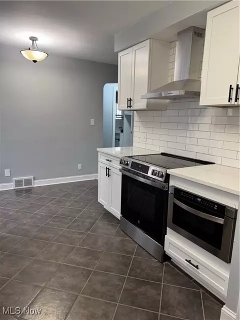 719 E 232nd St, Euclid, OH 44123 photo 39
